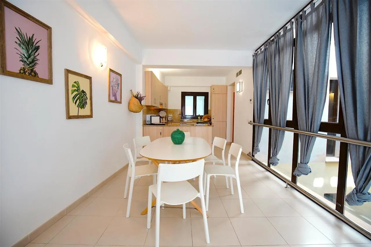 Apartment La Lonja Homes - Turismo De Interior Palma de Mallorca Spain